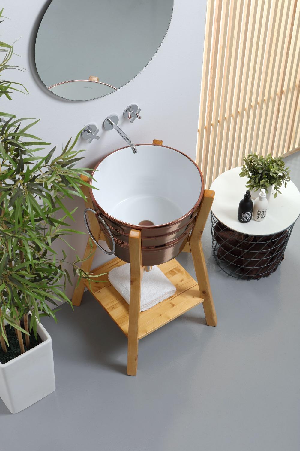 STRUTTURA DA TERRA ALTA IN LEGNO BACILE