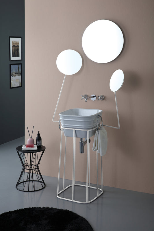 STRUTTURA IN METALLO CON SPECCHI MANICHINO