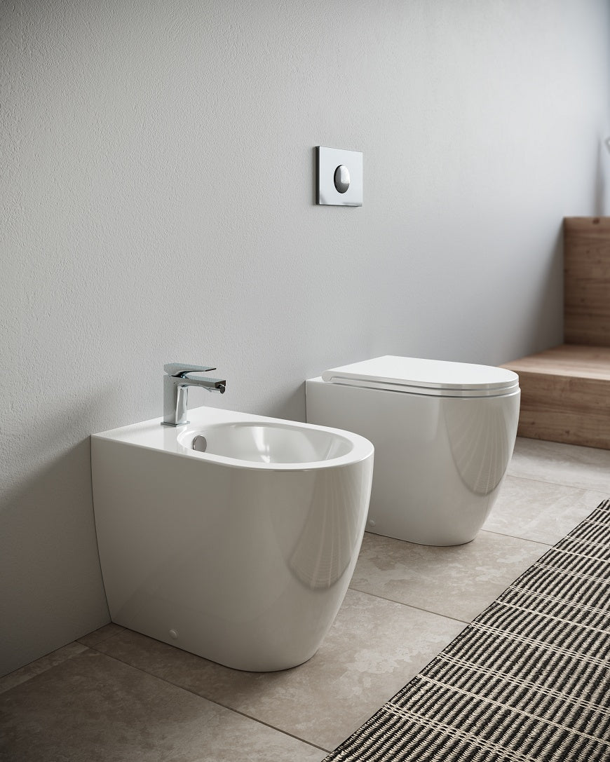 Bidet filo parete Tour 4.0