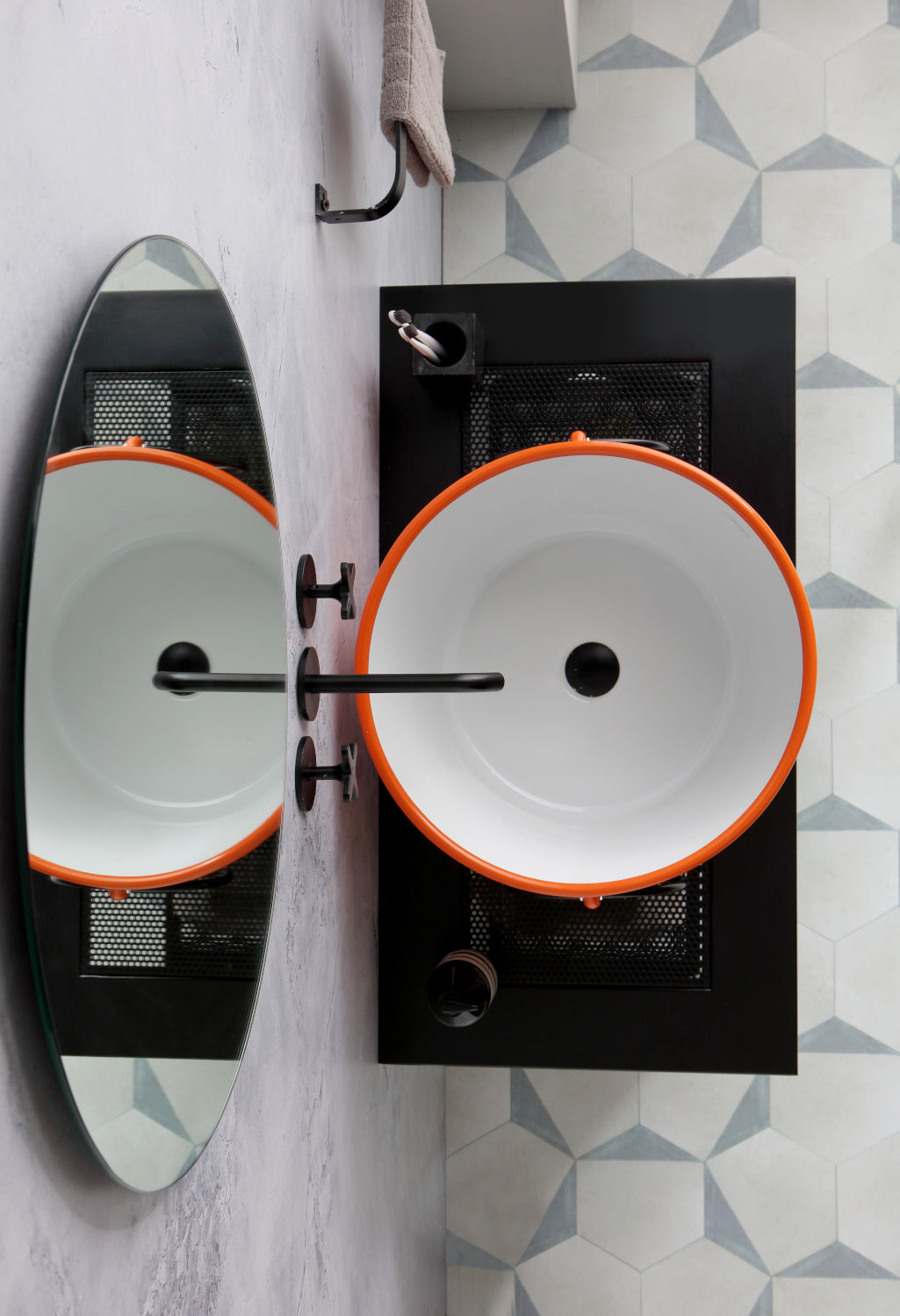 MOBILE DA TERRA IN METALLO CAVALLETTO